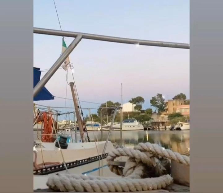 Lupa - La Flotta Di Willy Gio Bådhotel Alghero